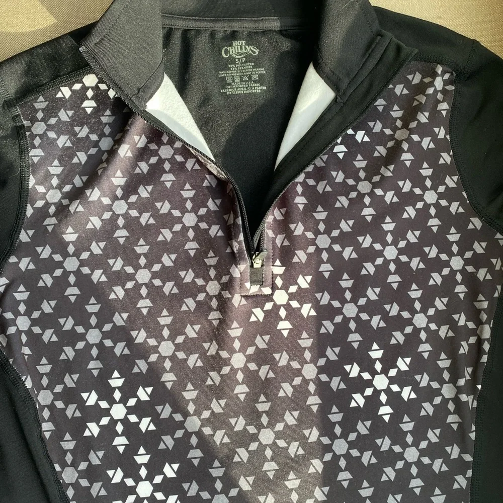 Hot Chillys Women’s Mid-Weight Base Layer Top Black Quarter Zip Top NEW Small - Picture 4 of 8